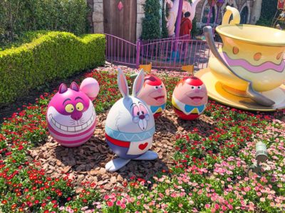 14 Best Tokyo Disneyland Rides For Adults