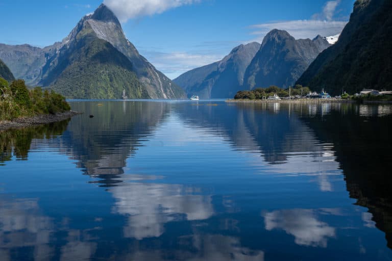 Queenstown to Milford Sound Scenic Flight: The Most Beautiful Half-Day ...