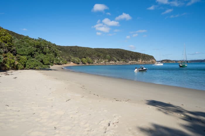 How to Visit Urupukapuka Island in Bay of Islands