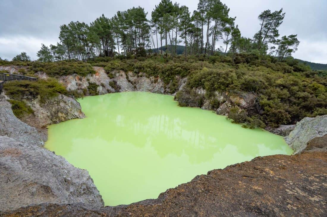 Devil’s Bath at Wai o Tapu geothermal park, New Zealand