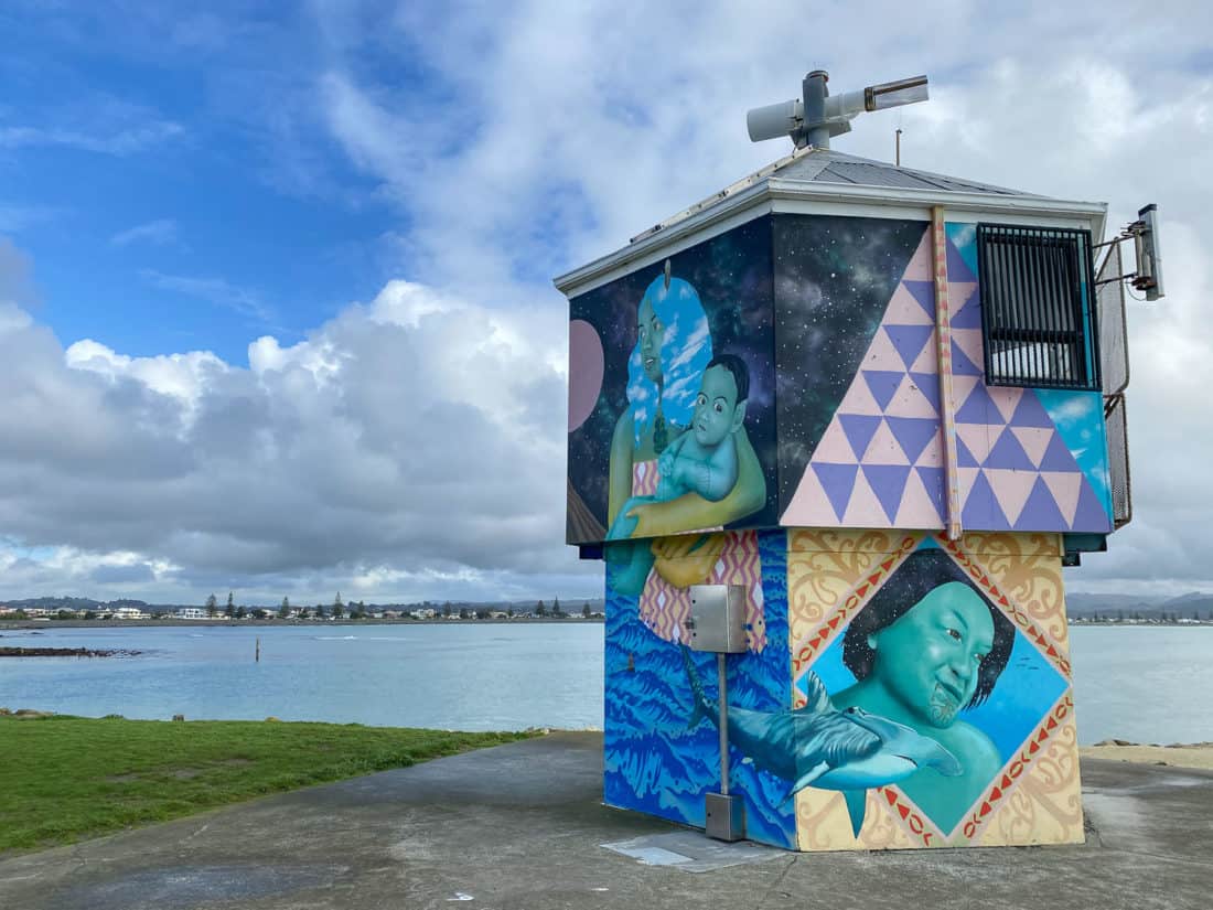 Ahuriri sea wall mural, Napier, North Island, New Zealand