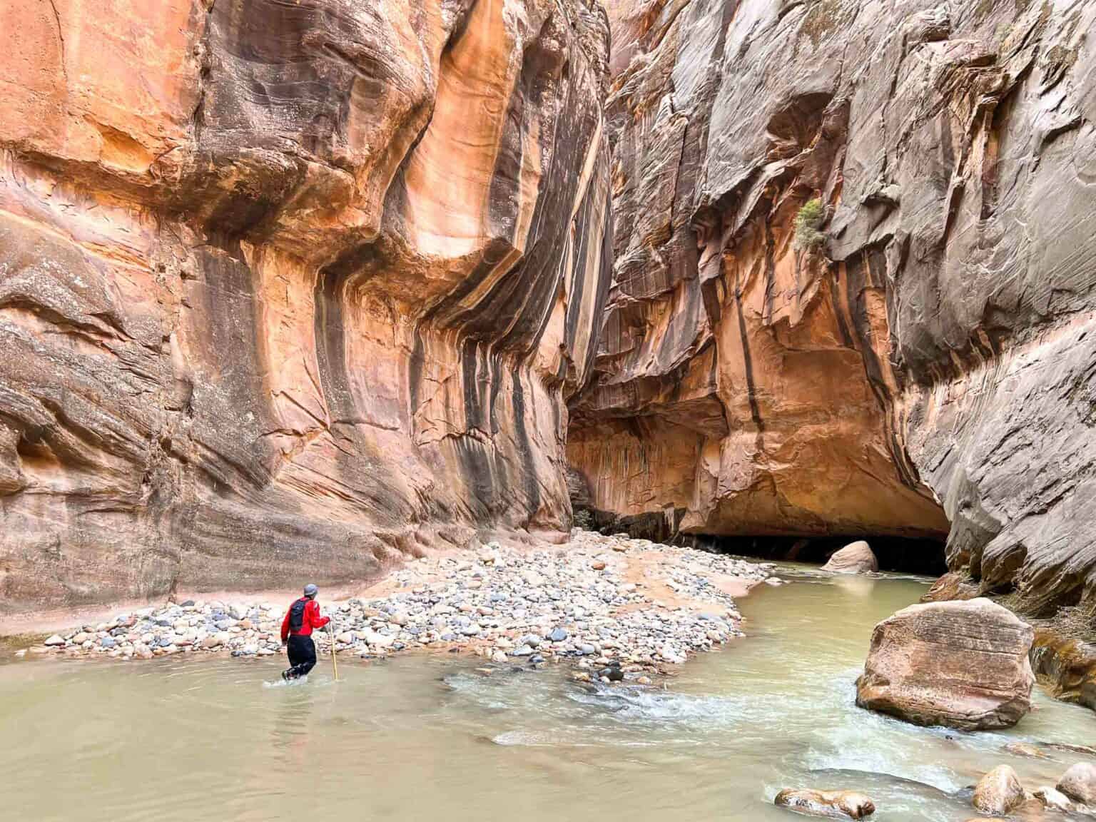 Hiking The Zion Narrows In Winter A Beginners Guide