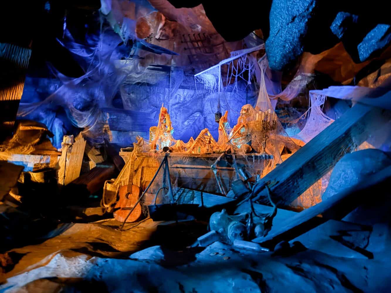 Skeleton scene in Pirates of the Caribbean ride at Disneyland Paris