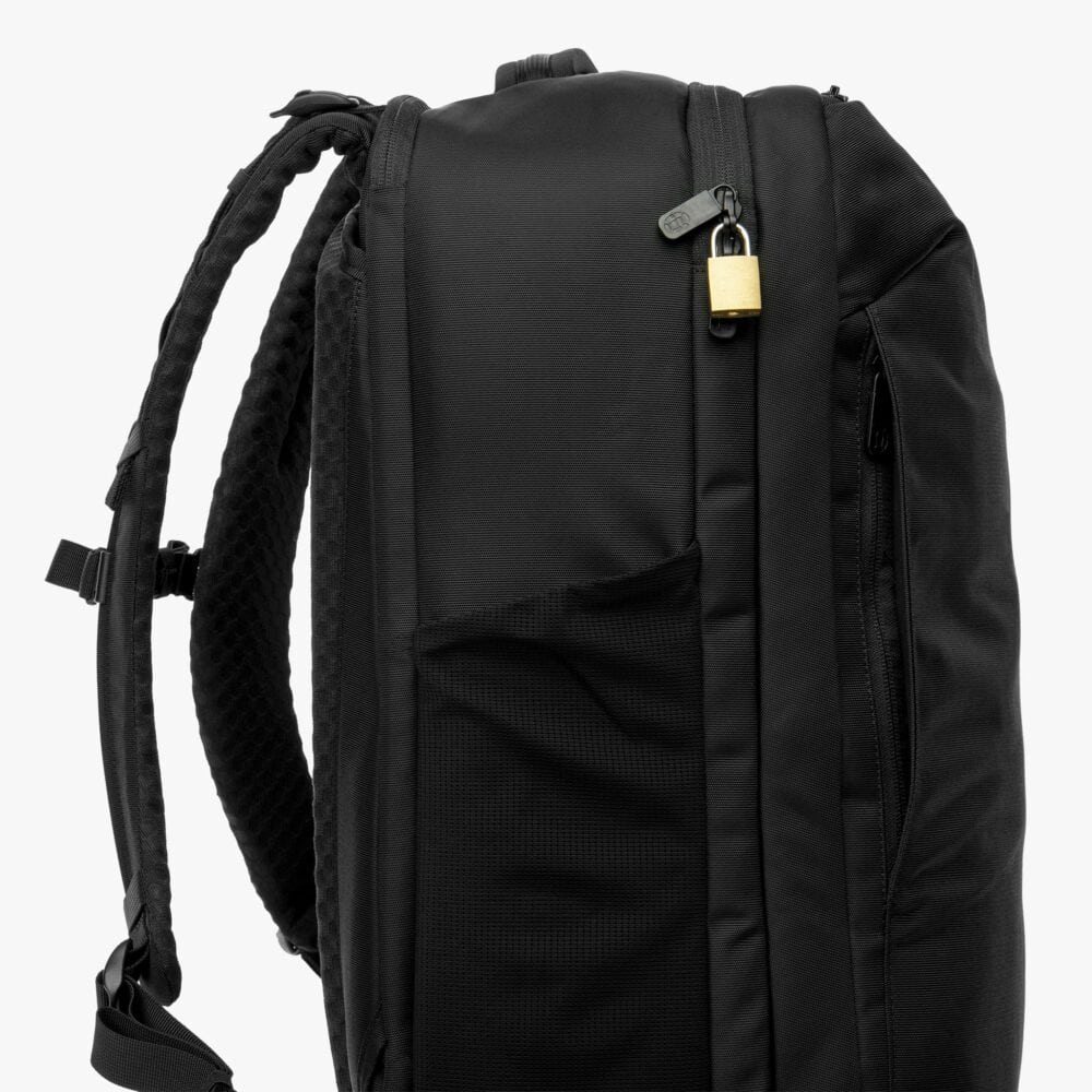 Tortuga Backpack Lite lockable zip